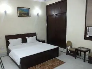Hotel Yanshu Residency Gurgaon Indie